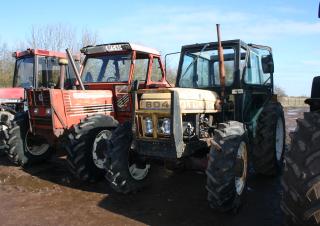2WD traktori Leyland 604