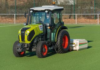 2WD traktori Claas Nexos 220 VE