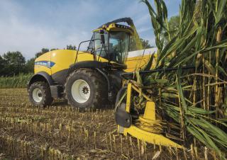 4WD krmni kombajni New Holland FR 780