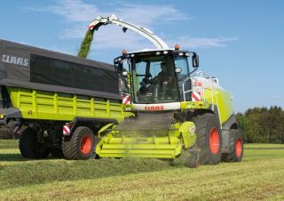 4WD krmni kombajni Claas Jaguar 850