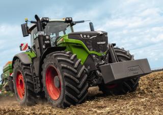 4WD traktori Fendt 1046 Vario ProfiPlus