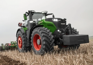 4WD traktori Fendt 1048 Vario Profi+ 