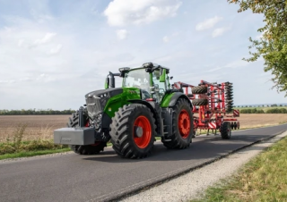 4WD traktori Fendt 1048 Vario Profi+ 