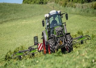 4WD traktori Fendt 210 S Vario Power