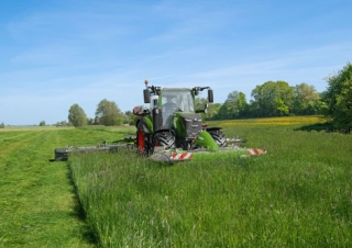 4WD traktori Fendt 313 Vario Profi 