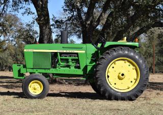 4WD traktori John Deere 4030