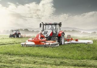 Vozila Kompaktni pomoćni traktori Steyr 4145 Profi Classic Basis