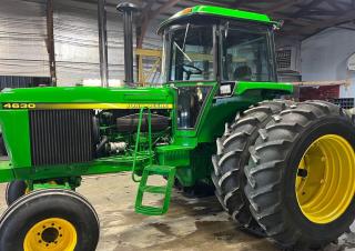 4WD traktori John Deere 4630