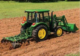 4WD traktori John Deere 5045E 