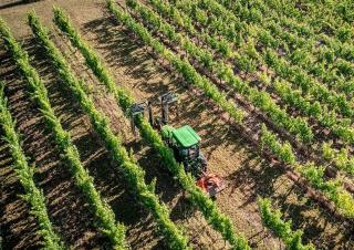 4WD traktori John Deere 5090GV