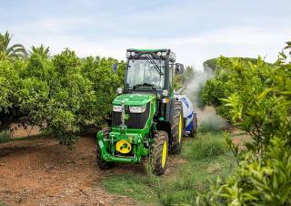 4WD traktori John Deere 5115GN
