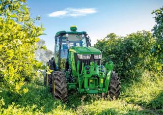 4WD traktori John Deere 5130ML
