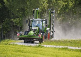 4WD traktori Fendt 516 Vario Power+