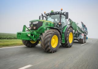 4WD traktori John Deere 6155R