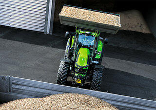4WD traktori DEUTZ-FAHR 6165 Agrotron RCShift 