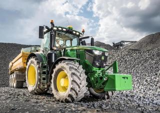 4WD traktori John Deere 6250R