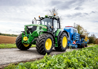 4WD traktori John Deere 6M 145