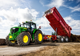 4WD traktori John Deere 6M 240  