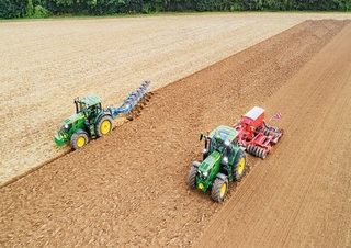 4WD traktori John Deere 6R 175