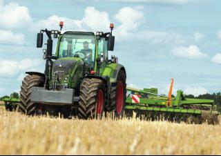 4WD traktori Fendt 716 Vario ProfiPlus