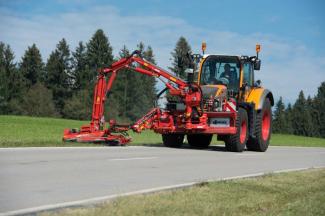 4WD traktori Fendt 724 Vario Power