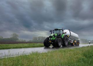 4WD traktori DEUTZ-FAHR 7250 Agrotron TTV HD