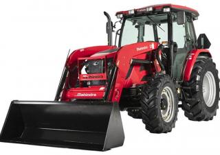 4WD traktori Mahindra 8100