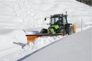 4WD traktori DEUTZ-FAHR Agrofarm 410 DT