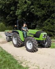 4WD traktori DEUTZ-FAHR Agrolux 75