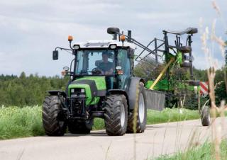 4WD traktori DEUTZ-FAHR Agroplus 315
