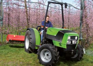 4WD traktori DEUTZ-FAHR Agroplus F Ecoline 320