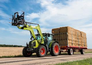 4WD traktori Claas Arion 430