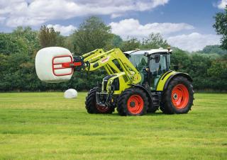 4WD traktori Claas Arion 440 