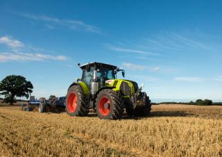 4WD traktori Claas Arion 550 Cmatic