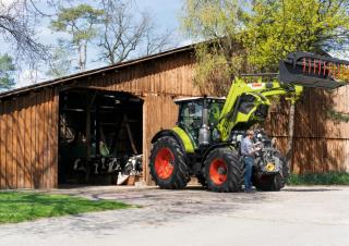 4WD traktori Claas Arion 550 Cmatic