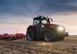 4WD traktori Case IH ASF Connect Magnum 340