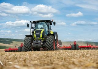 4WD traktori Claas Axion 940 