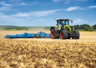 4WD traktori Claas Axion 940 