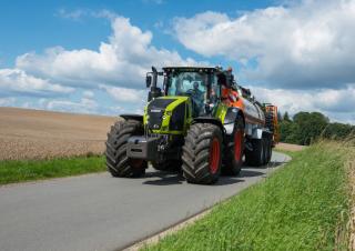 4WD traktori Claas Axion 940 