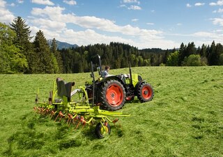 4WD traktori Claas Elios 210 Advanced 