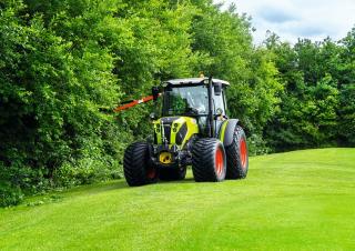 4WD traktori Claas Elios 330   