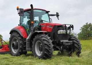 4WD traktori Case IH Farmall 120U