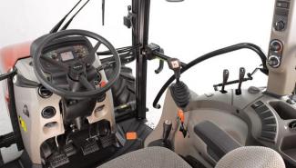 4WD traktori Case IH Farmall 65 C Basis