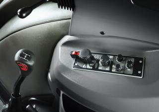 4WD traktori Zetor Forterra 105