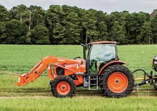 4WD traktori Kubota M 6-141