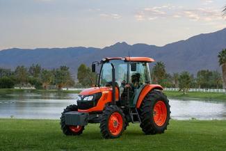 4WD traktori Kubota M 6060