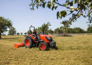4WD traktori Kubota M4072