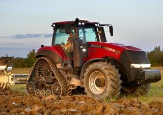 4WD traktori Case IH Magnum 310 RowTrac