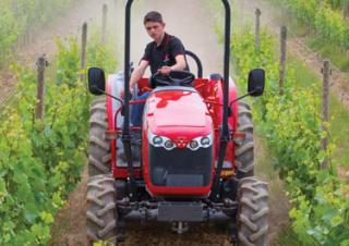 4WD traktori Massey Ferguson MF 1740 A