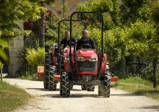 4WD traktori Massey Ferguson MF 1755 E MP 
